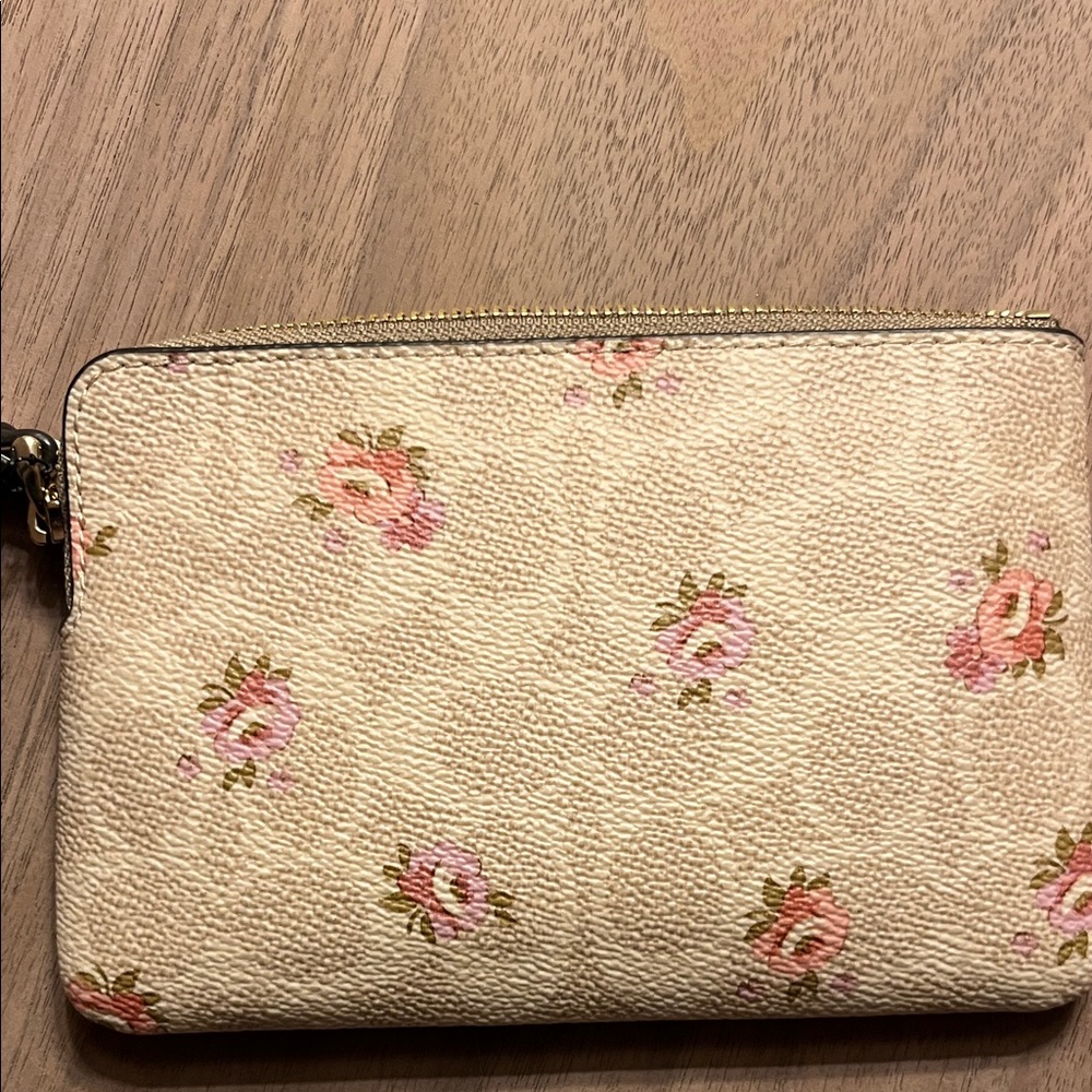 Coach Floral Print Wristlet in Cream and Pink - Picture 2 of 4